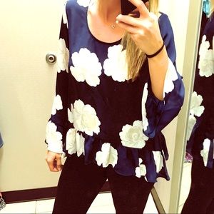 a.n.a | Peplum Hem Ruffle Chiffon Blouse Navy/White Floral Print Medium NWT!